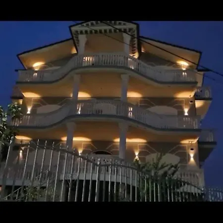 Mamanka And African Restaurant Otel